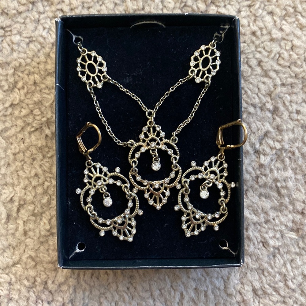 Forever Your Girl by Paula Abdul Matching Jewelry Set